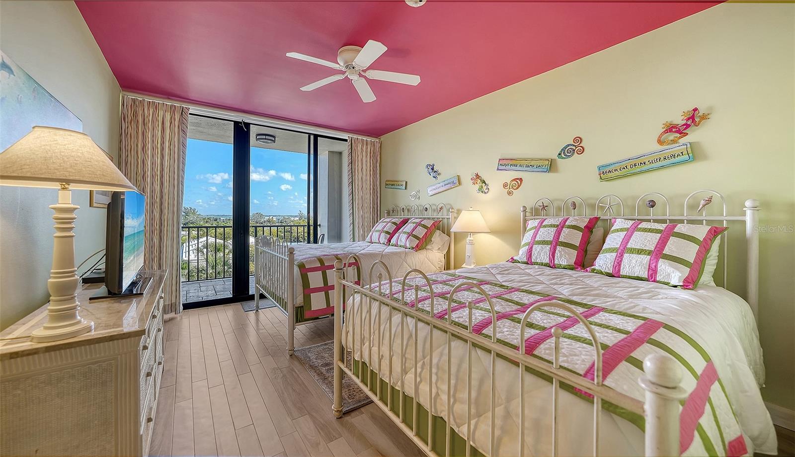 535 SANCTUARY DR #A401, LONGBOAT KEY, FL, 34228
