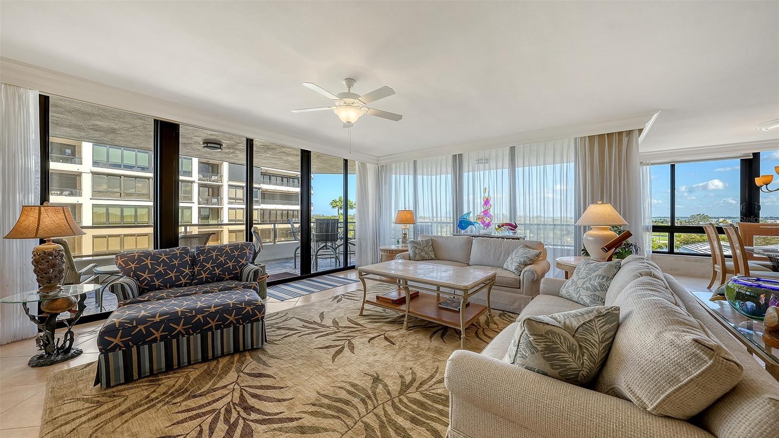 535 SANCTUARY DR #A401, LONGBOAT KEY, FL, 34228