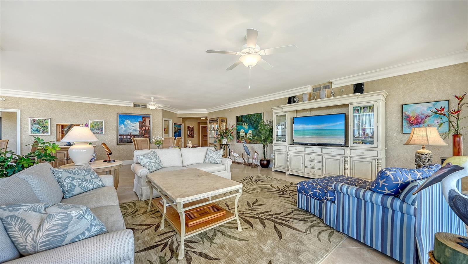 535 SANCTUARY DR #A401, LONGBOAT KEY, FL, 34228