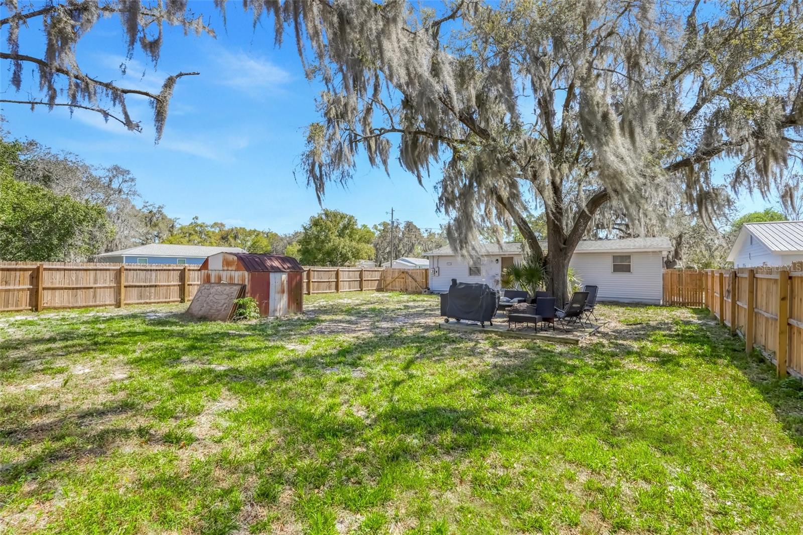 1009 E HAZZARD AVE, EUSTIS, FL, 32726
