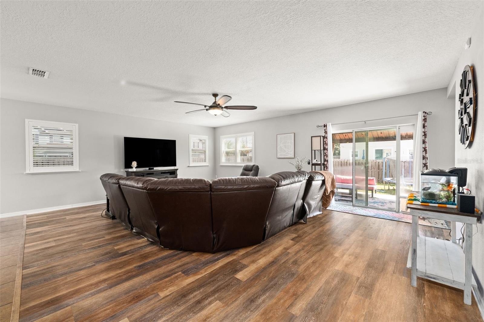 1049 NW 233RD DR, NEWBERRY, FL, 32669
