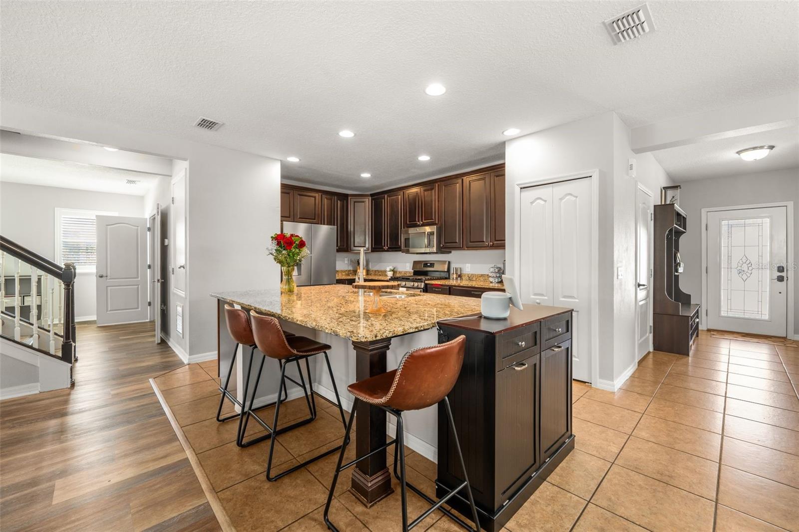 1049 NW 233RD DR, NEWBERRY, FL, 32669