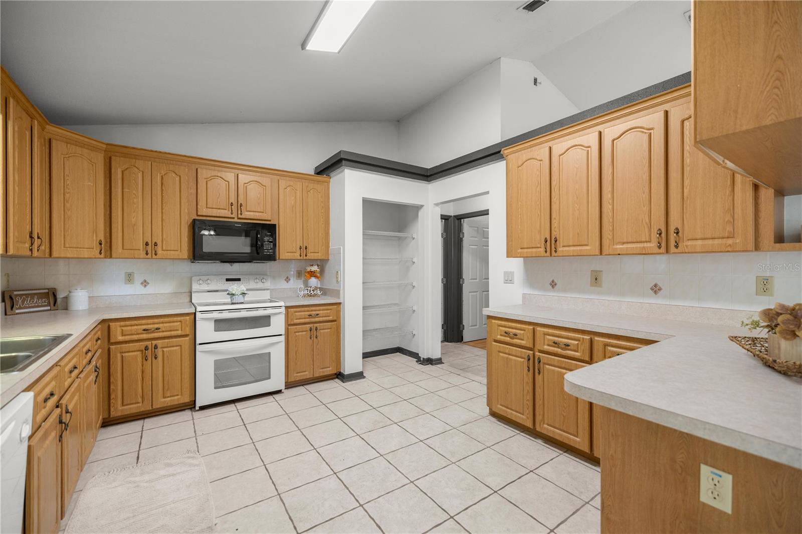 15998 SW 27TH AVENUE RD, OCALA, FL, 34473