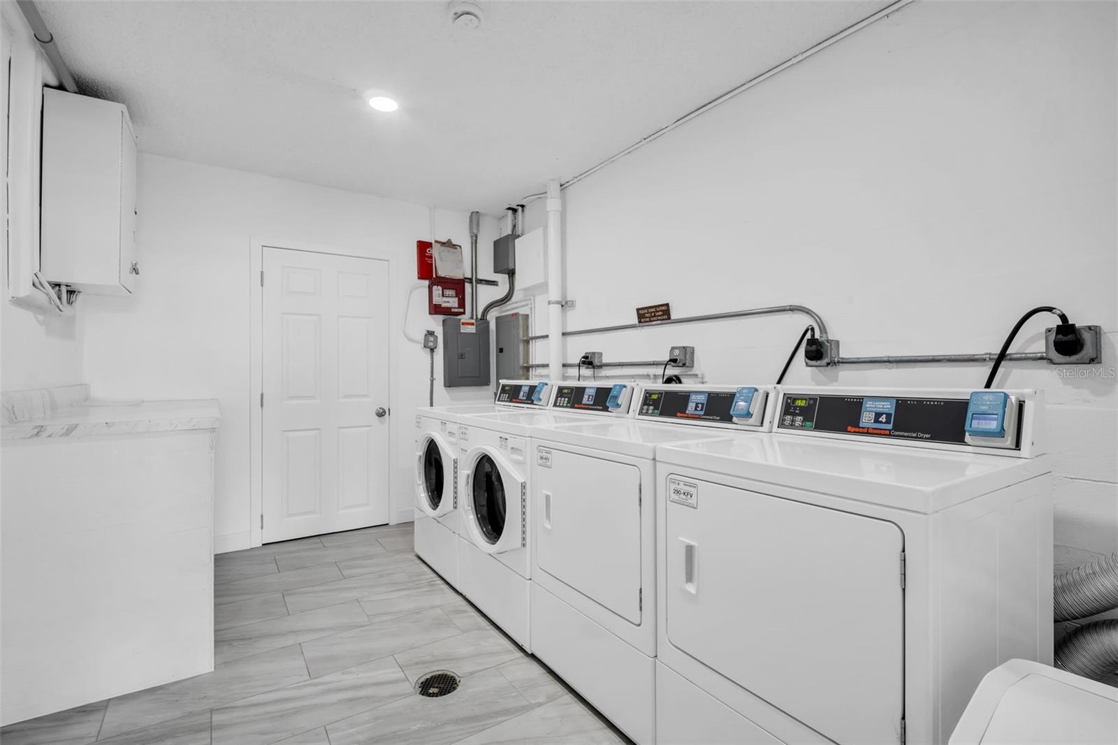 9715 HARRELL AVE #9, TREASURE ISLAND, FL, 33706