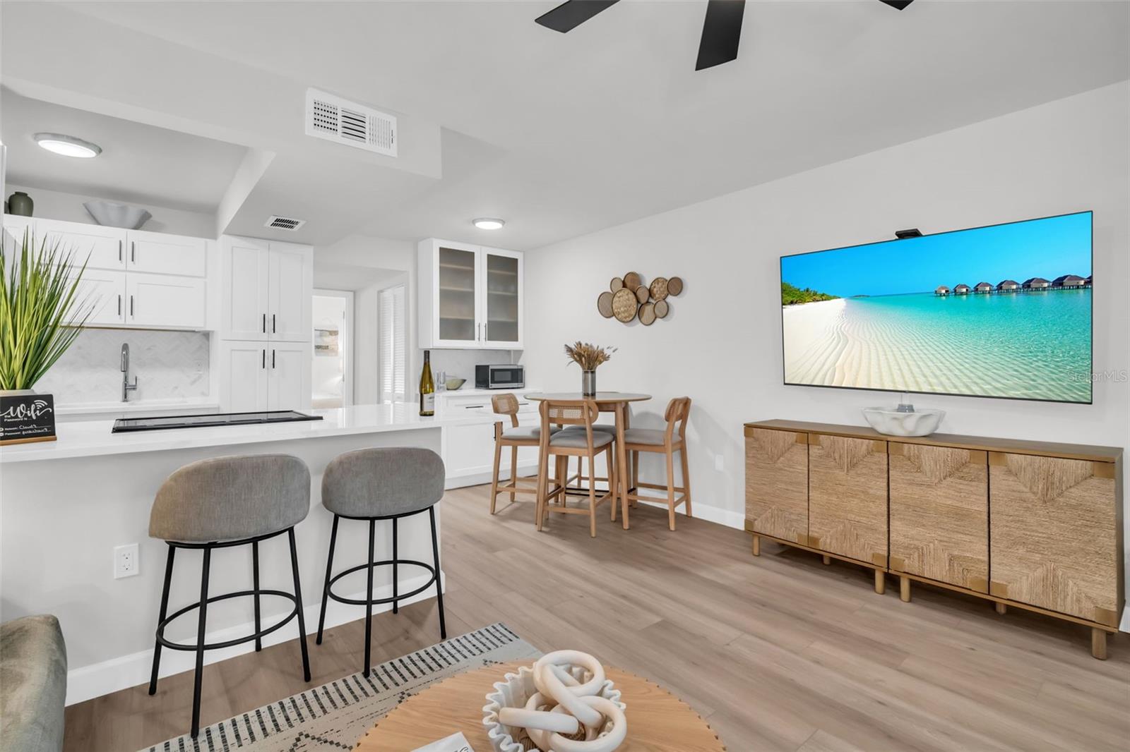 9715 HARRELL AVE #9, TREASURE ISLAND, FL, 33706