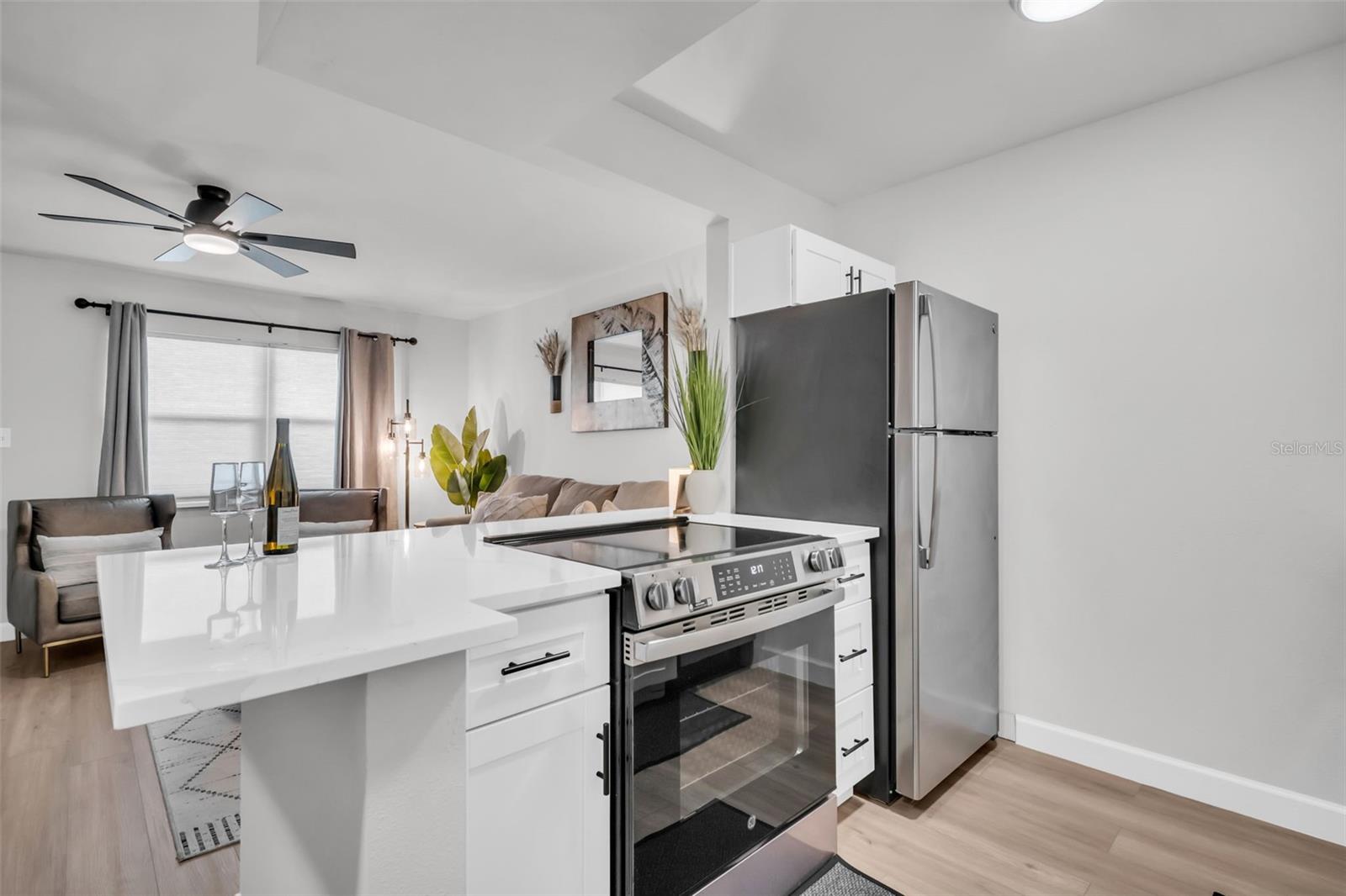 9715 HARRELL AVE #9, TREASURE ISLAND, FL, 33706