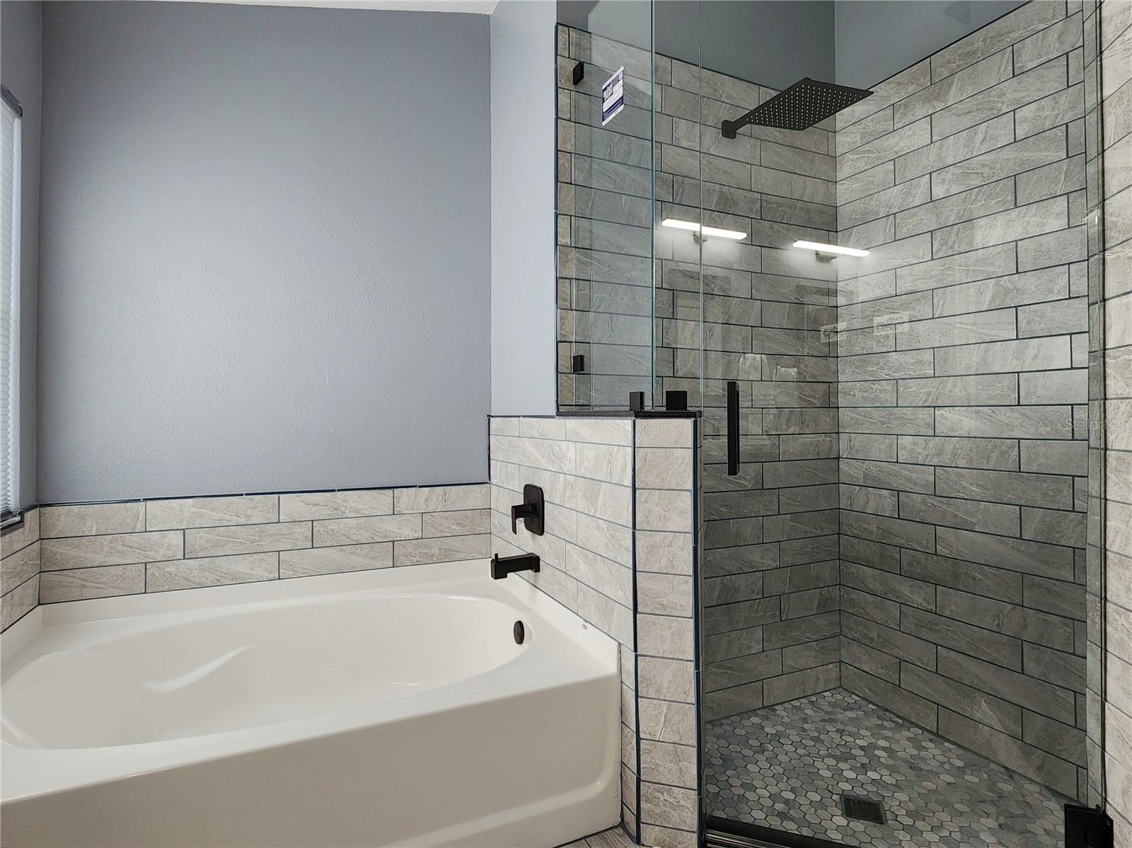 1426 APPLETON PLACE, WESLEY CHAPEL, FL, 33543