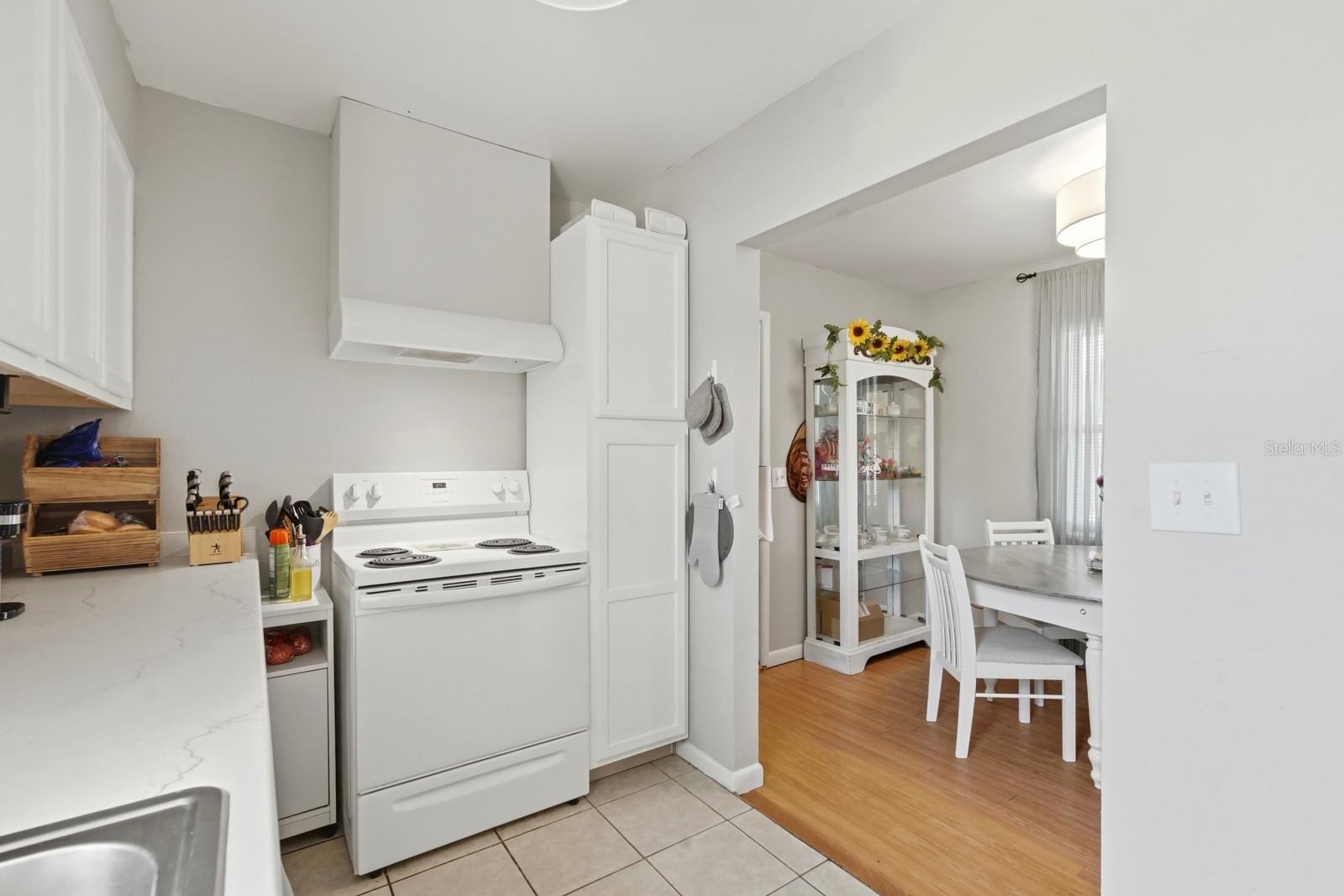 2627 MYRTLE AVE, MIMS, FL, 32754