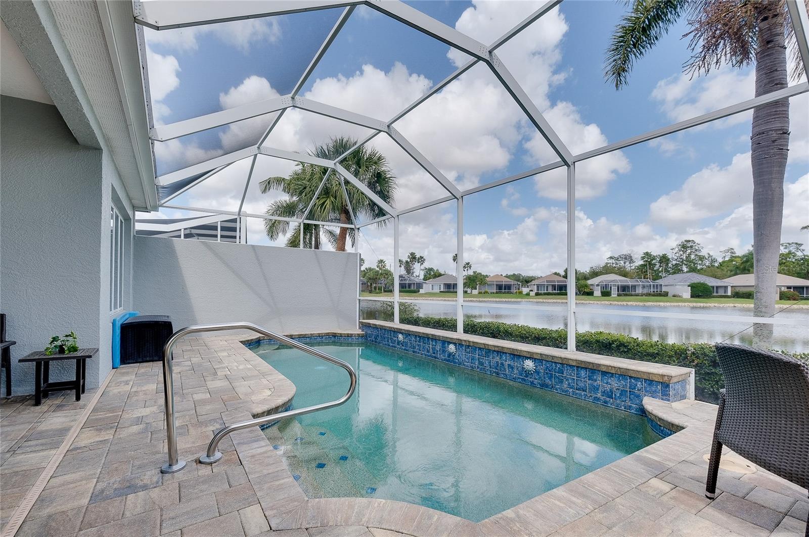 8639 54TH AVENUE CIR E, BRADENTON, FL, 34211