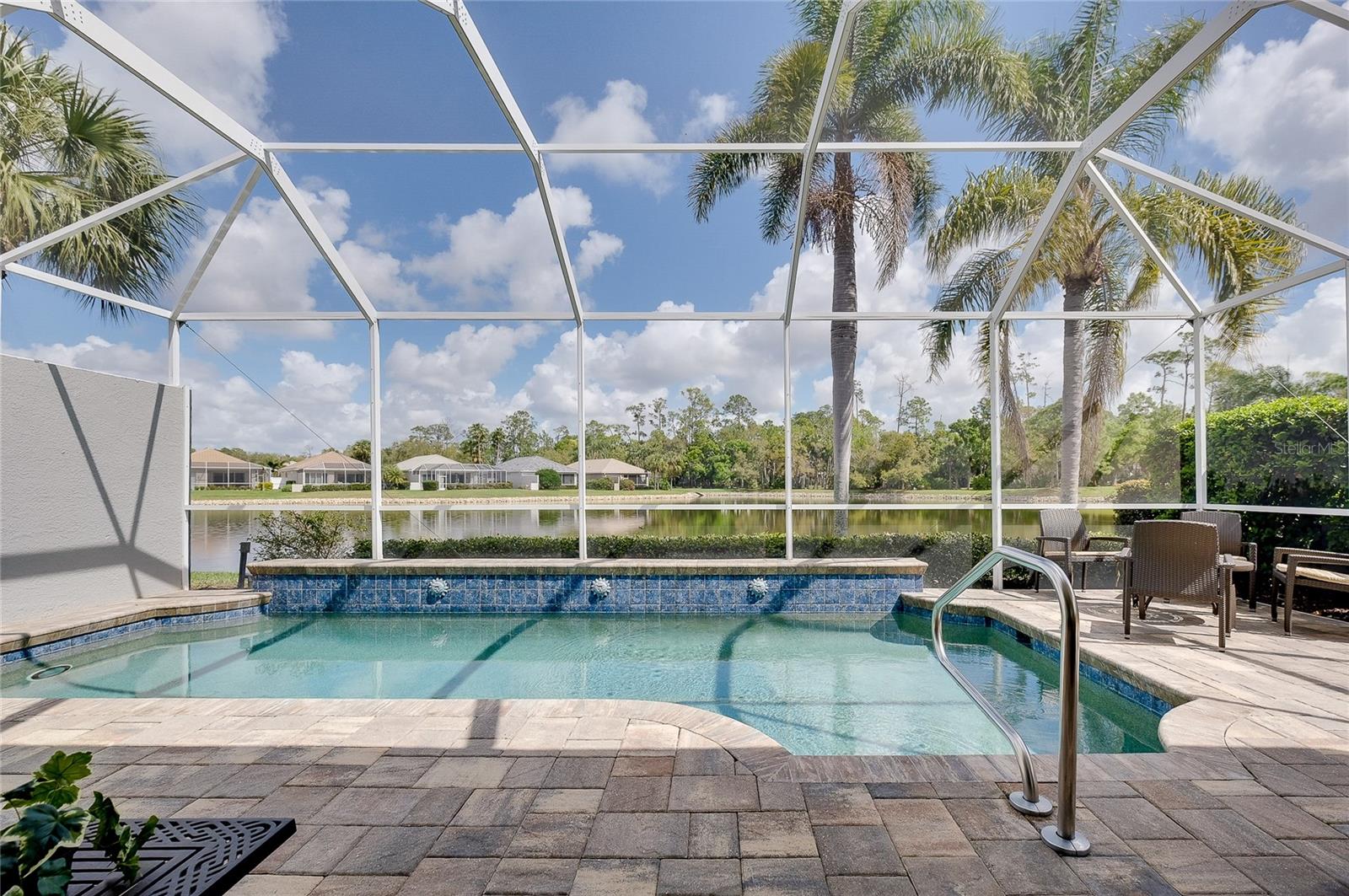 8639 54TH AVENUE CIR E, BRADENTON, FL, 34211