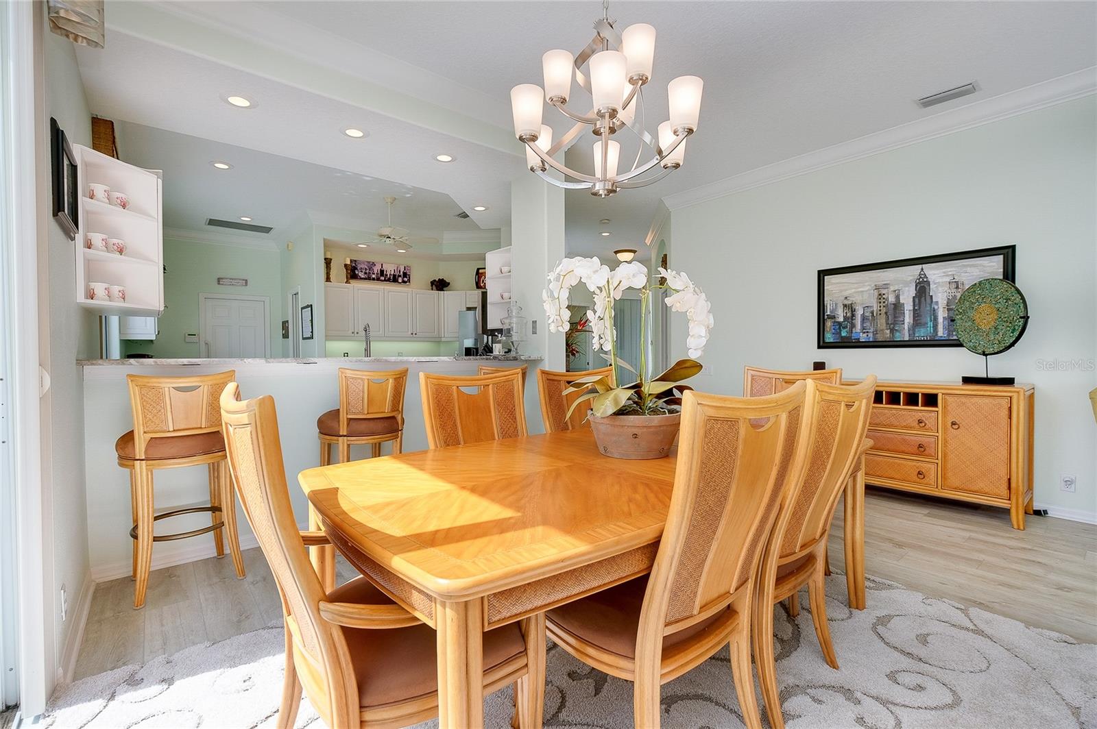 8639 54TH AVENUE CIR E, BRADENTON, FL, 34211