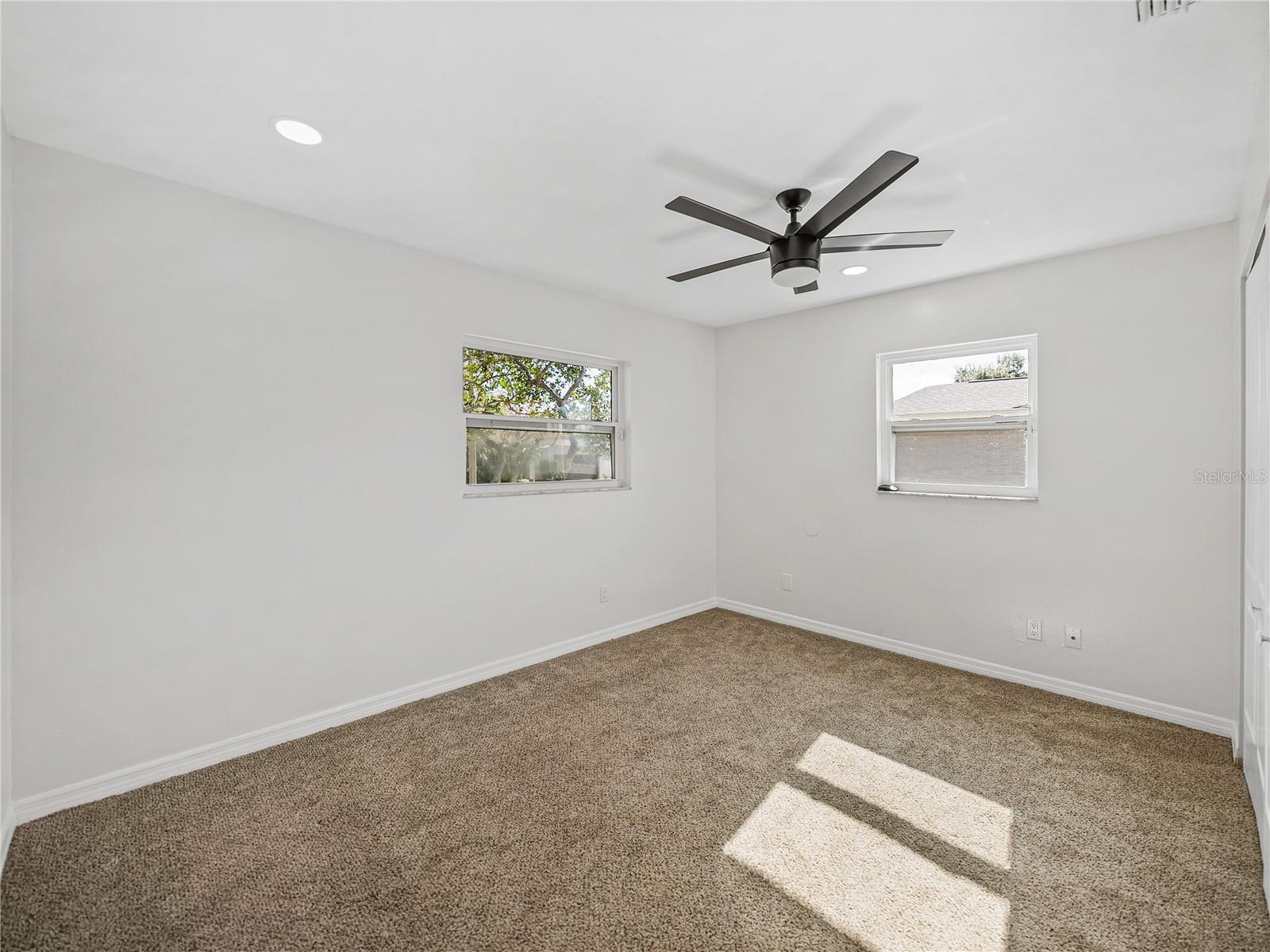 6000 19TH ST NE, ST PETERSBURG, FL, 33703