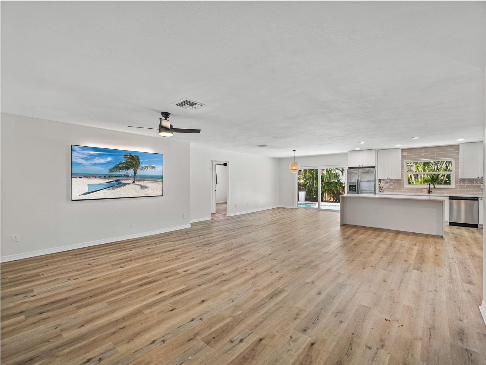 6000 19TH ST NE, ST PETERSBURG, FL, 33703