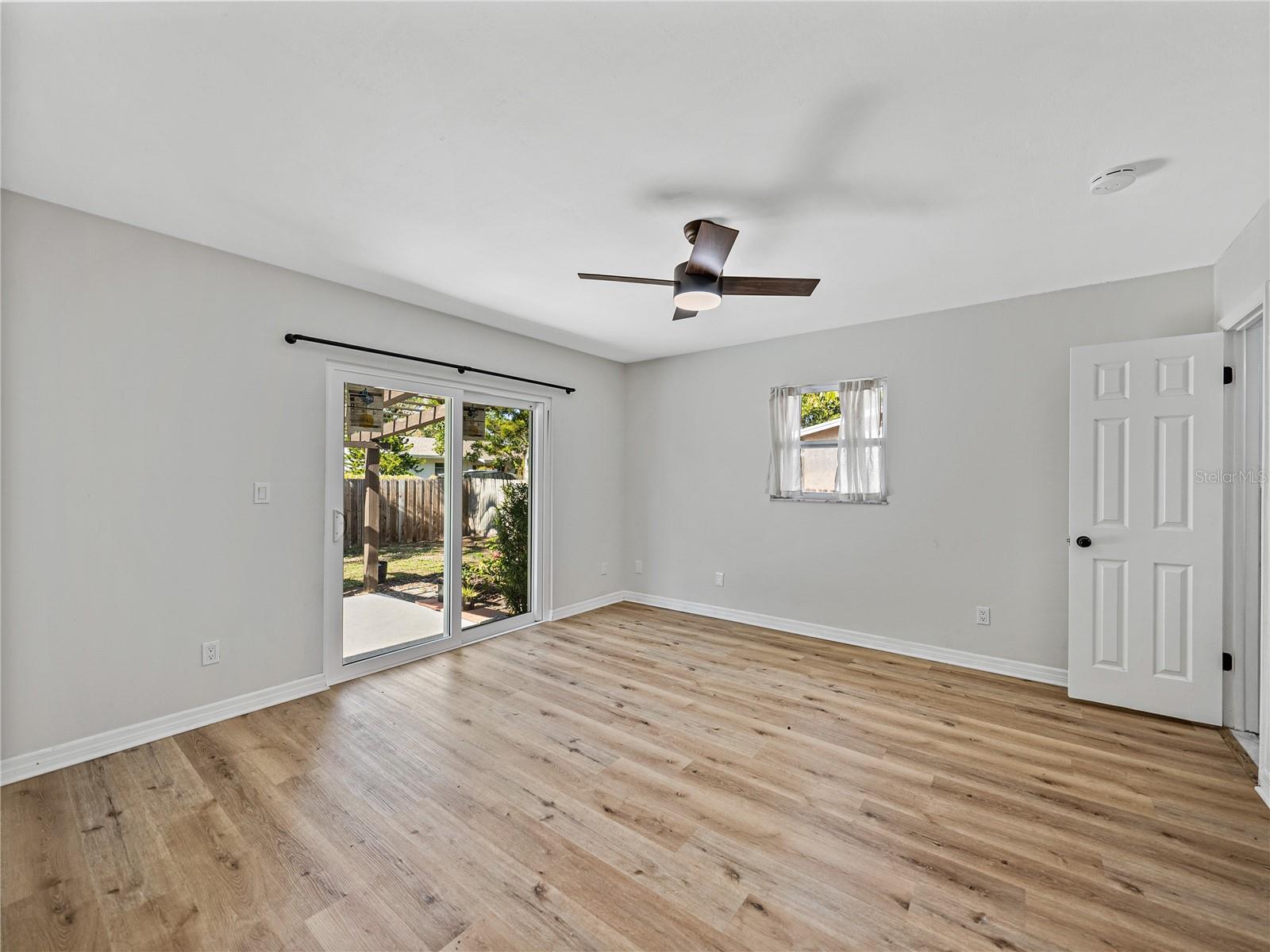 6000 19TH ST NE, ST PETERSBURG, FL, 33703