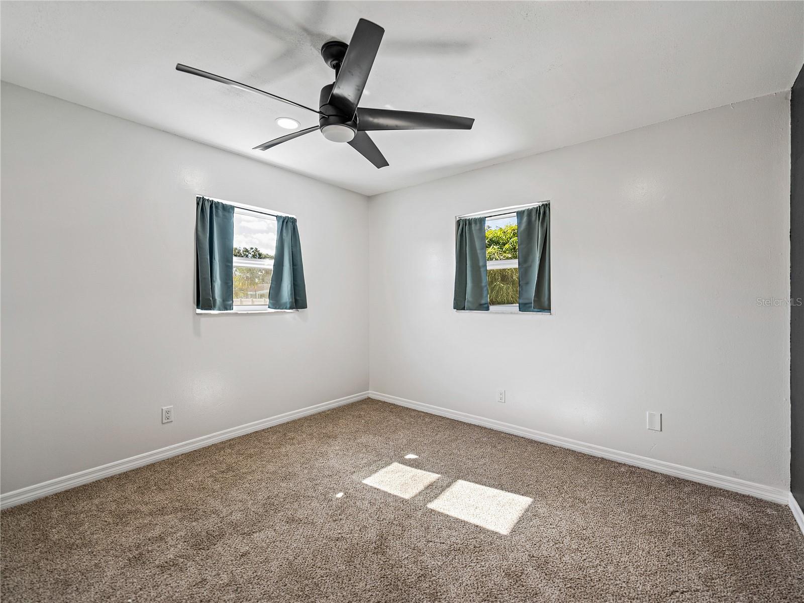 6000 19TH ST NE, ST PETERSBURG, FL, 33703