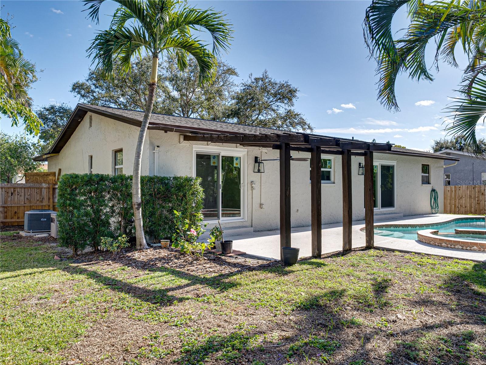 6000 19TH ST NE, ST PETERSBURG, FL, 33703