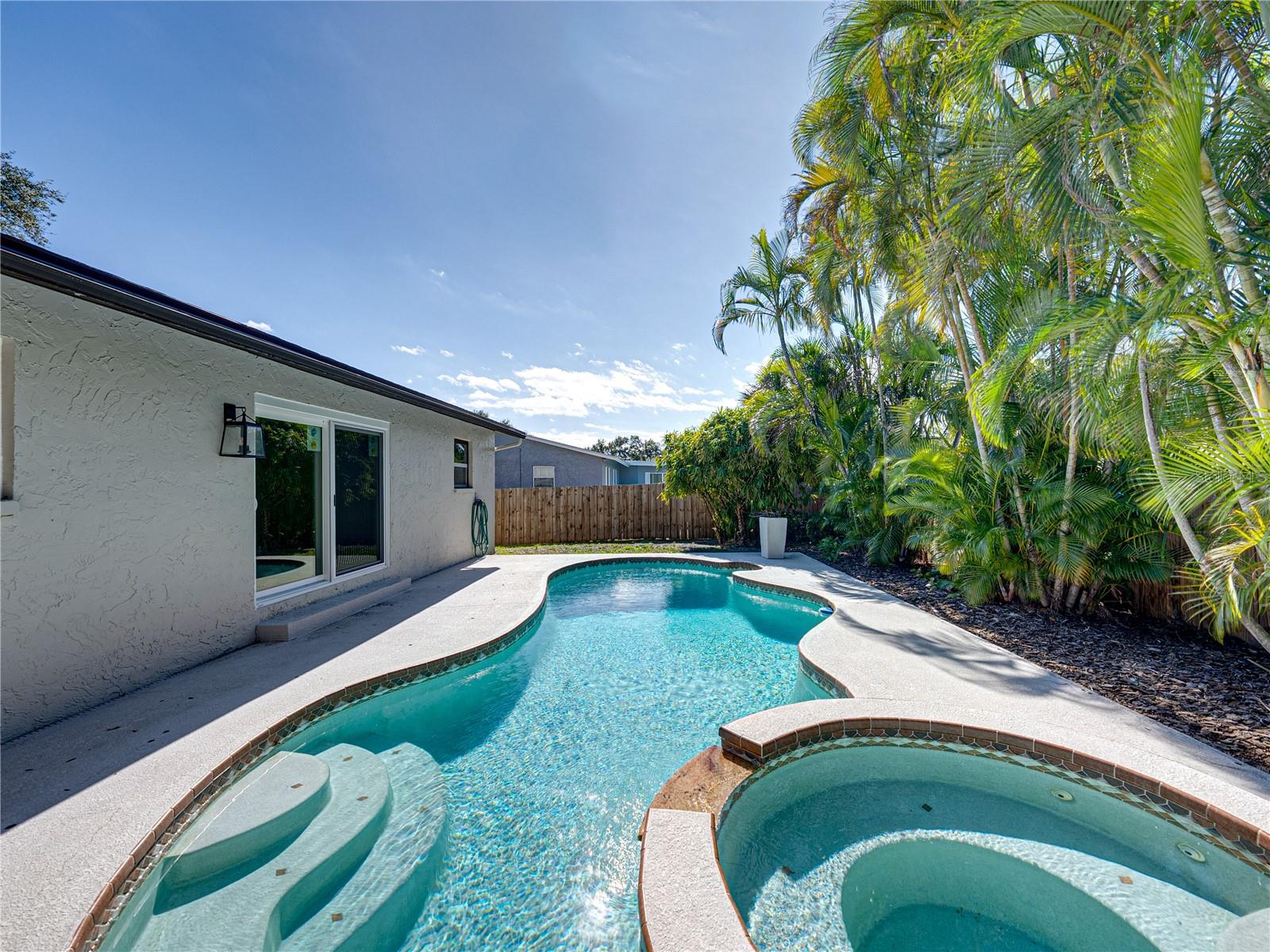 6000 19TH ST NE, ST PETERSBURG, FL, 33703