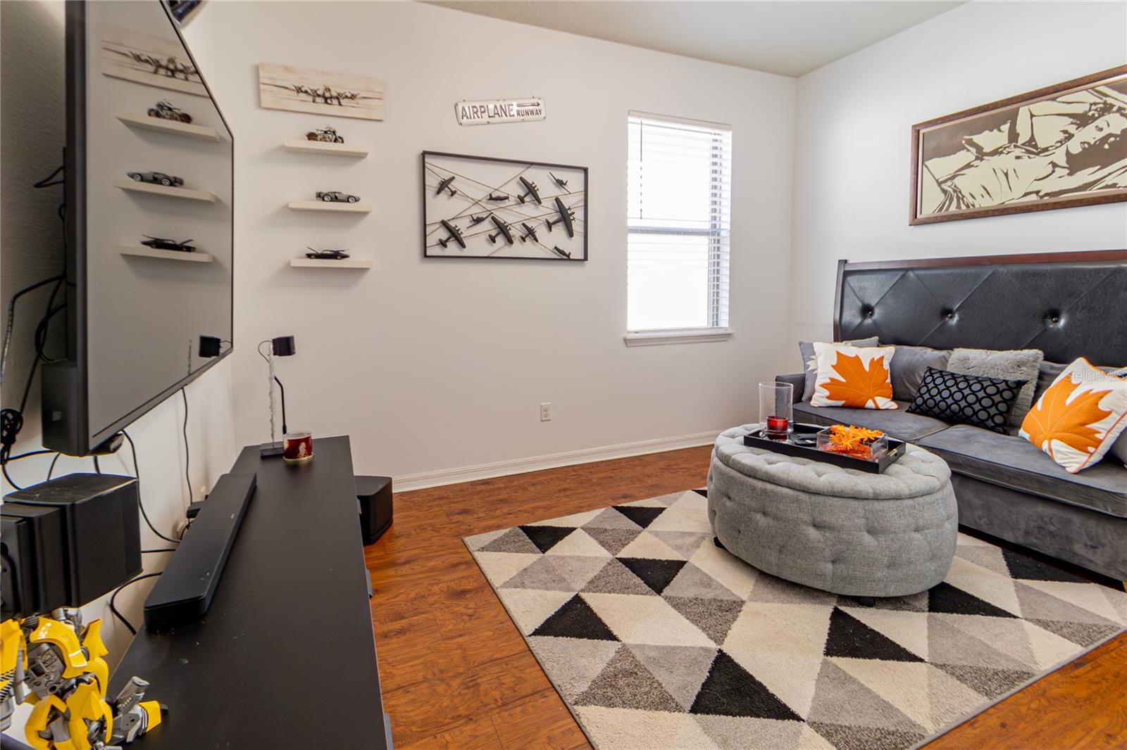 333 NAVARRA LN, DAVENPORT, FL, 33837