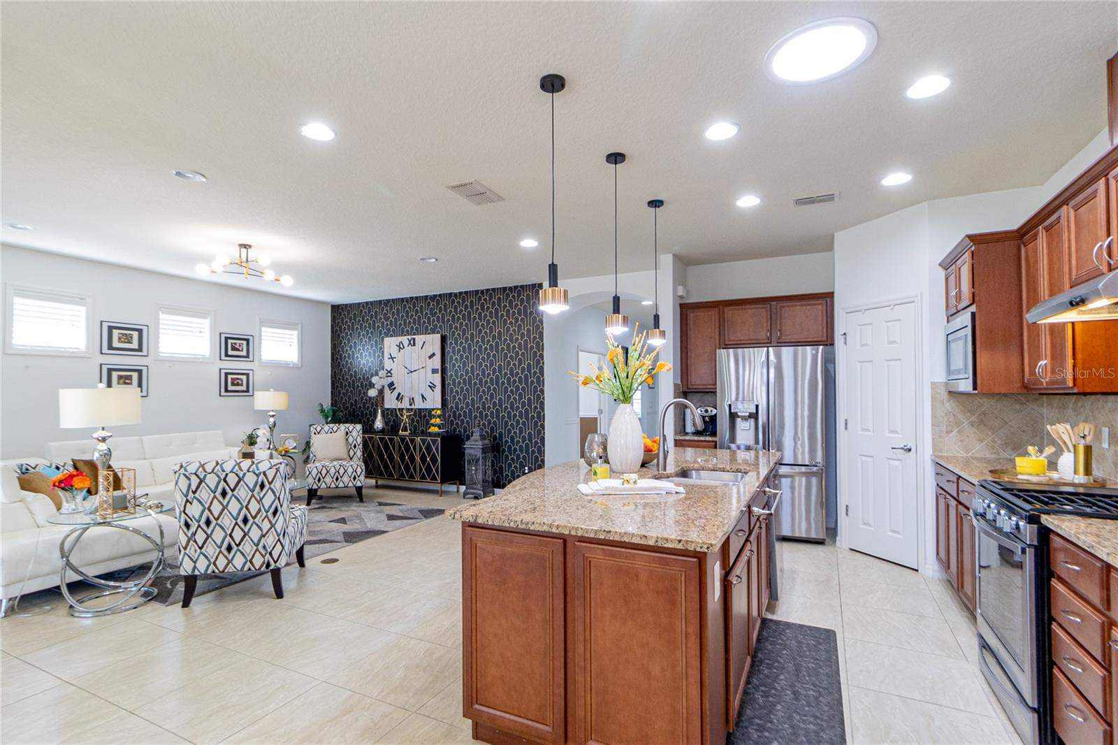 333 NAVARRA LN, DAVENPORT, FL, 33837