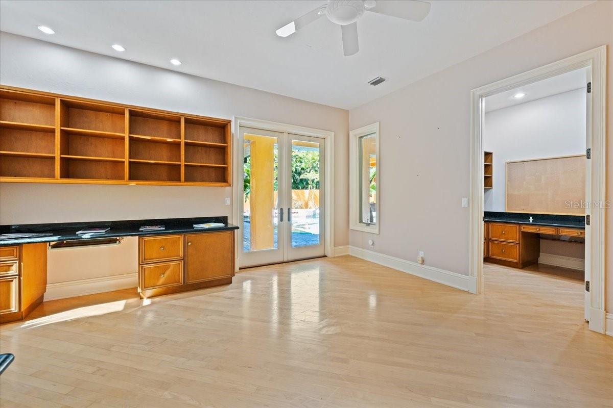 5237 MAHOGANY RIDGE DR, NAPLES, FL, 34119