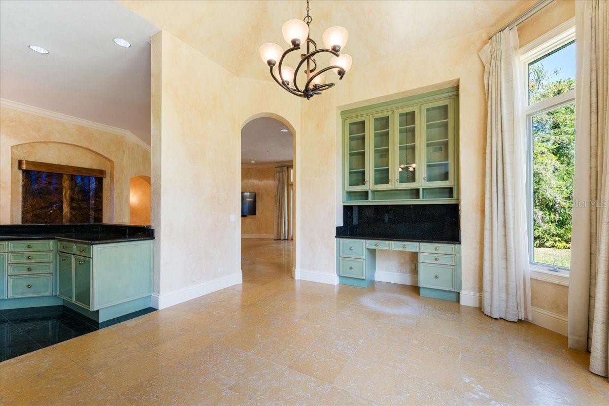 5237 MAHOGANY RIDGE DR, NAPLES, FL, 34119