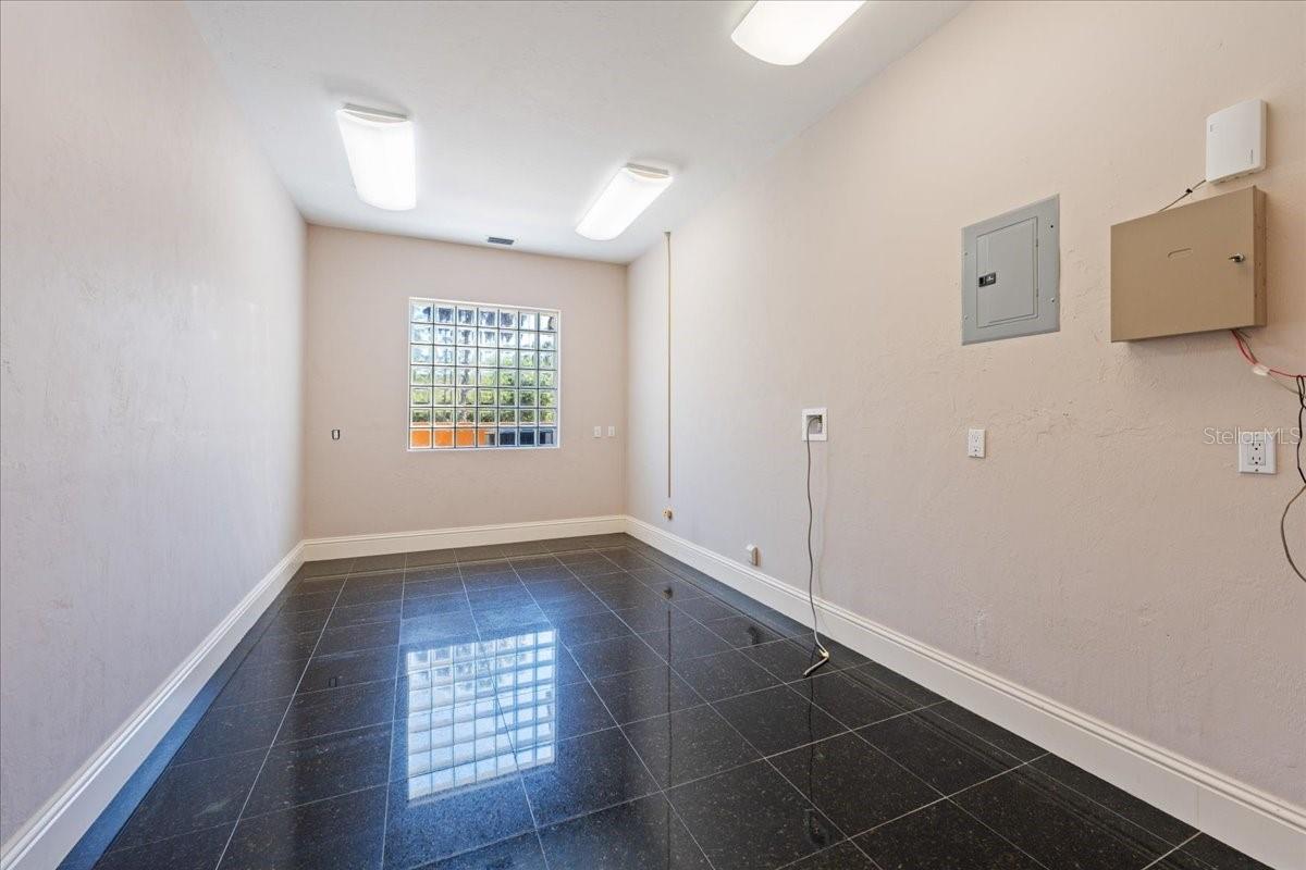 5237 MAHOGANY RIDGE DR, NAPLES, FL, 34119