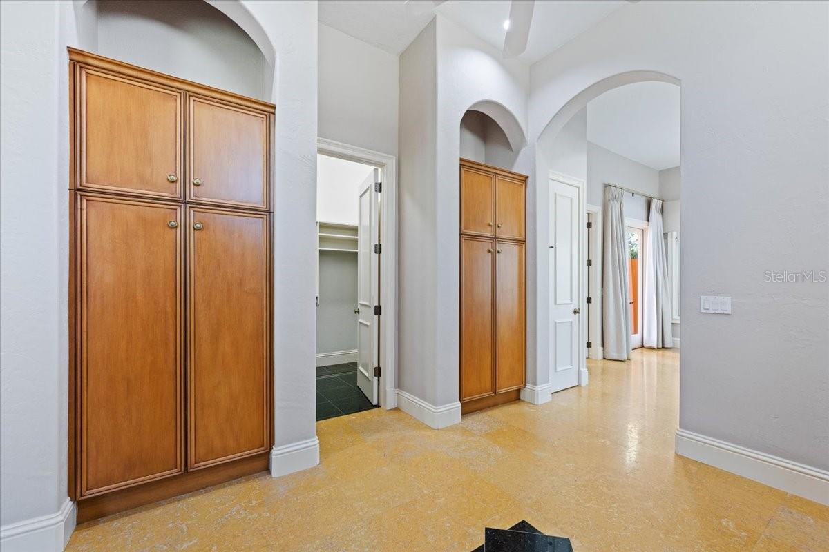 5237 MAHOGANY RIDGE DR, NAPLES, FL, 34119