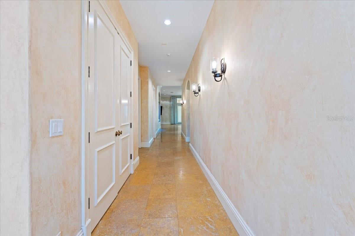 5237 MAHOGANY RIDGE DR, NAPLES, FL, 34119