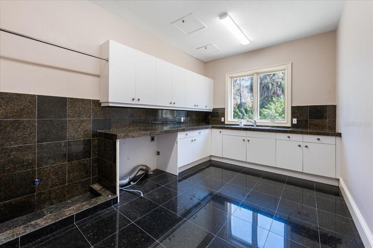 5237 MAHOGANY RIDGE DR, NAPLES, FL, 34119