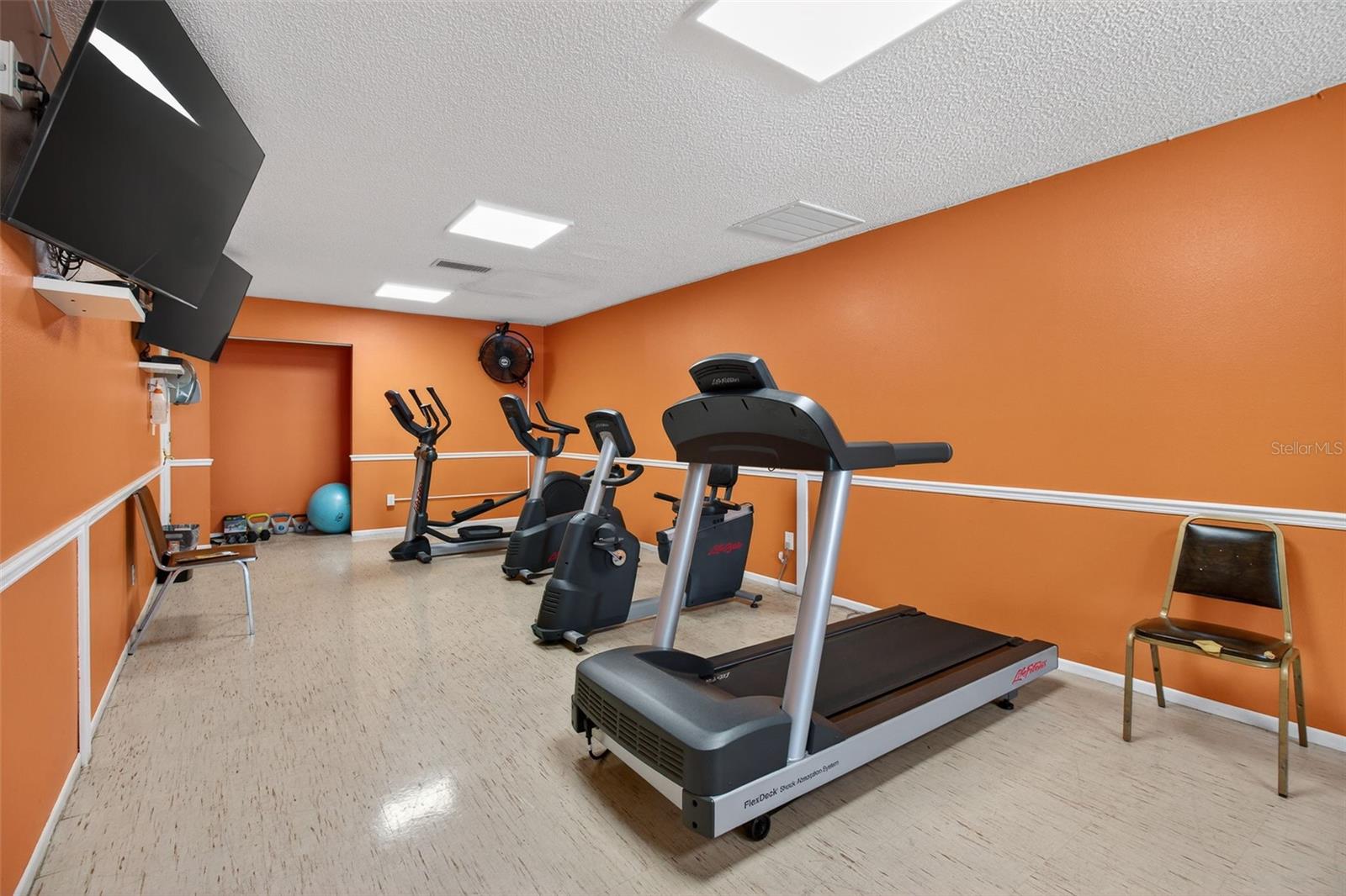 5920 80TH ST N #203, ST PETERSBURG, FL, 33709