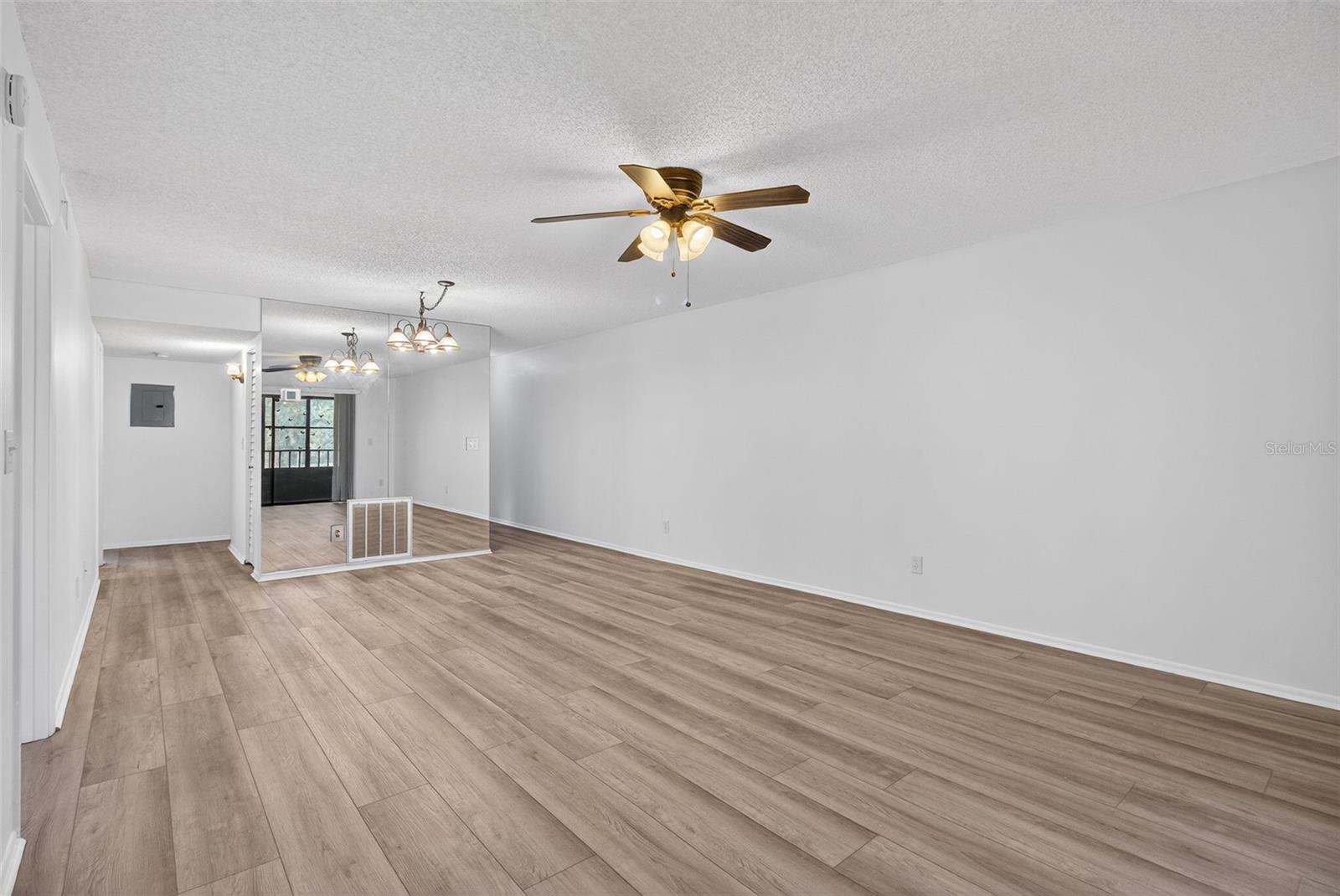 5920 80TH ST N #203, ST PETERSBURG, FL, 33709