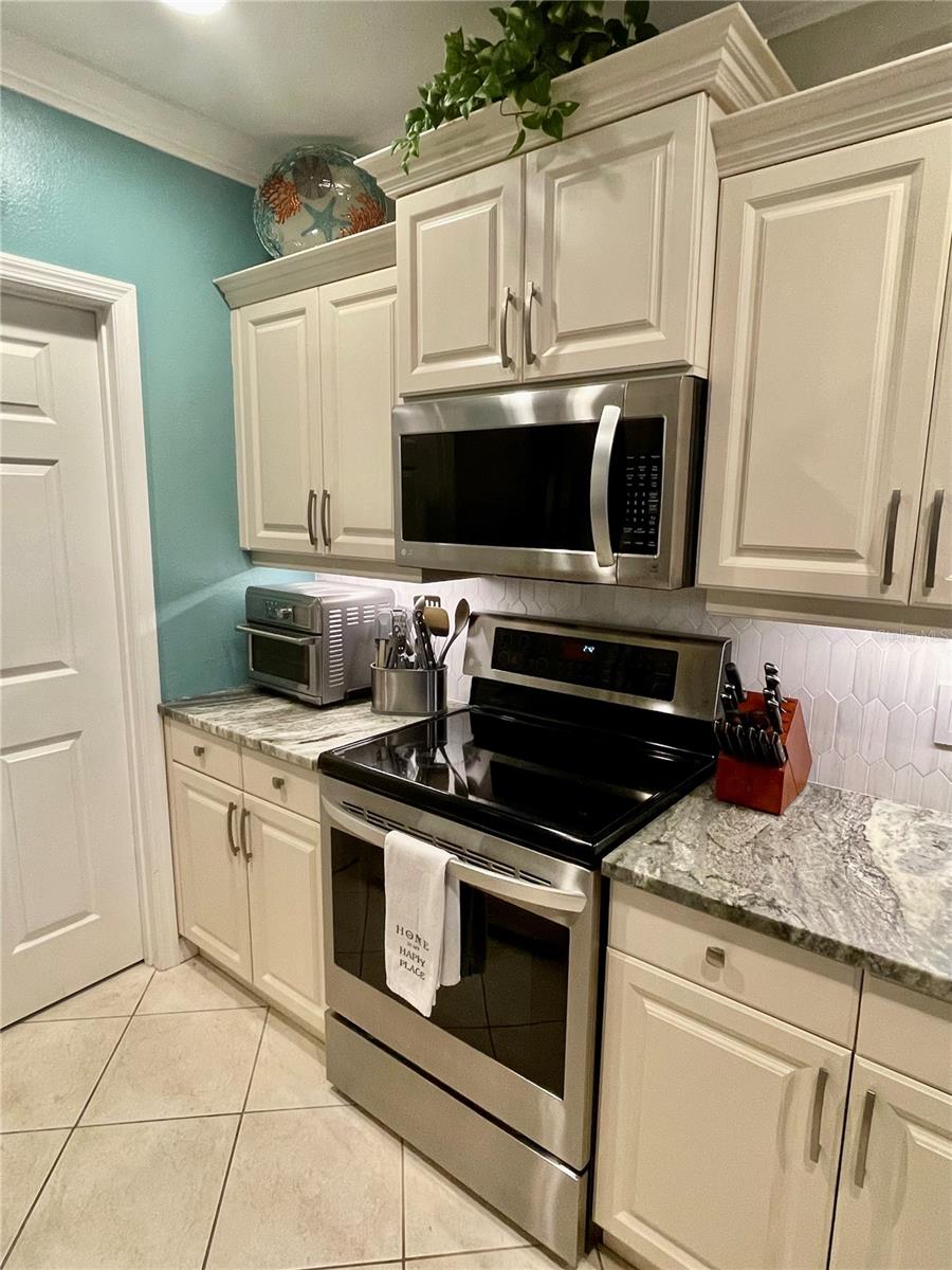 5635 WHITEHEAD ST, BRADENTON, FL, 34203