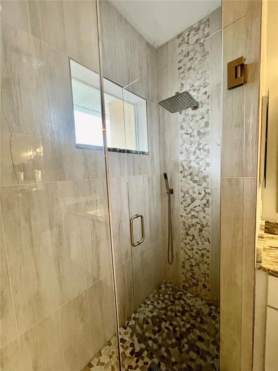 5635 WHITEHEAD ST, BRADENTON, FL, 34203