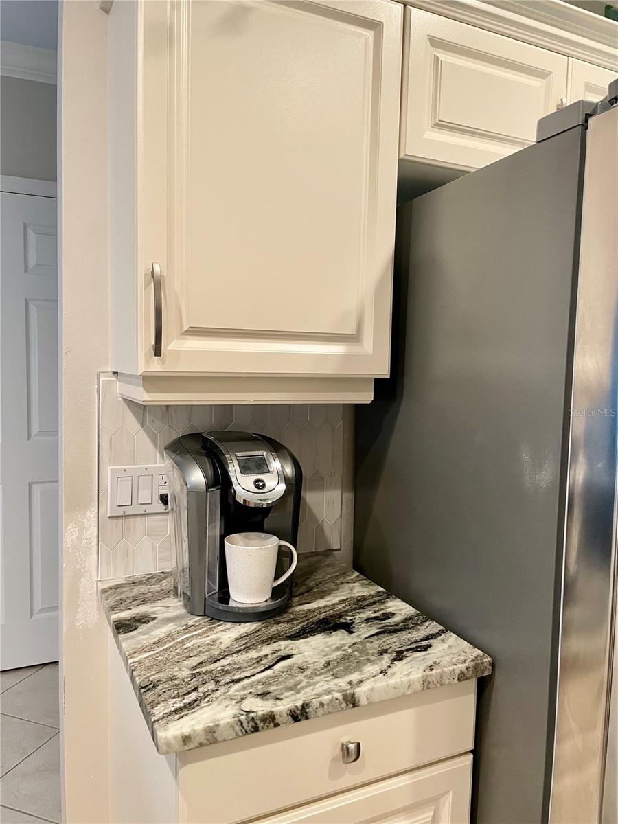 5635 WHITEHEAD ST, BRADENTON, FL, 34203