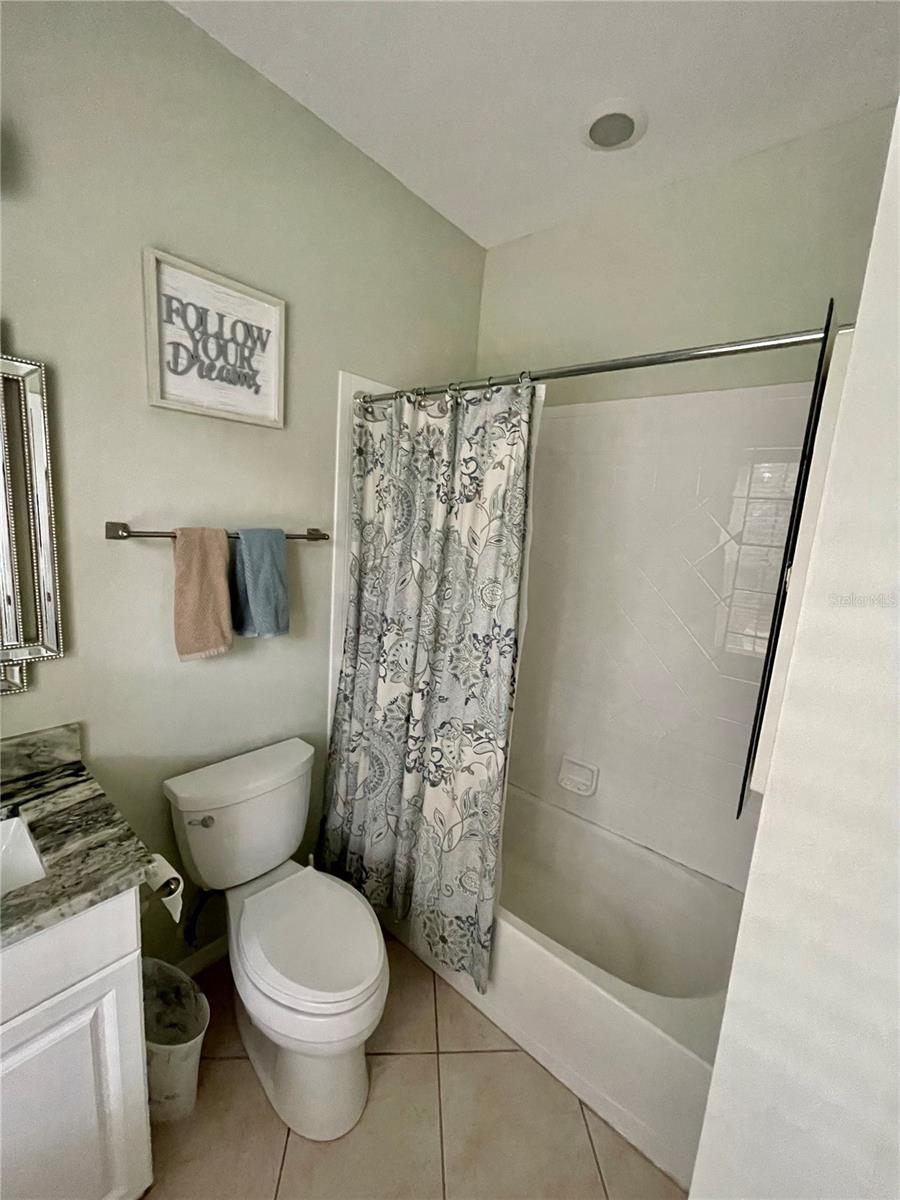 5635 WHITEHEAD ST, BRADENTON, FL, 34203