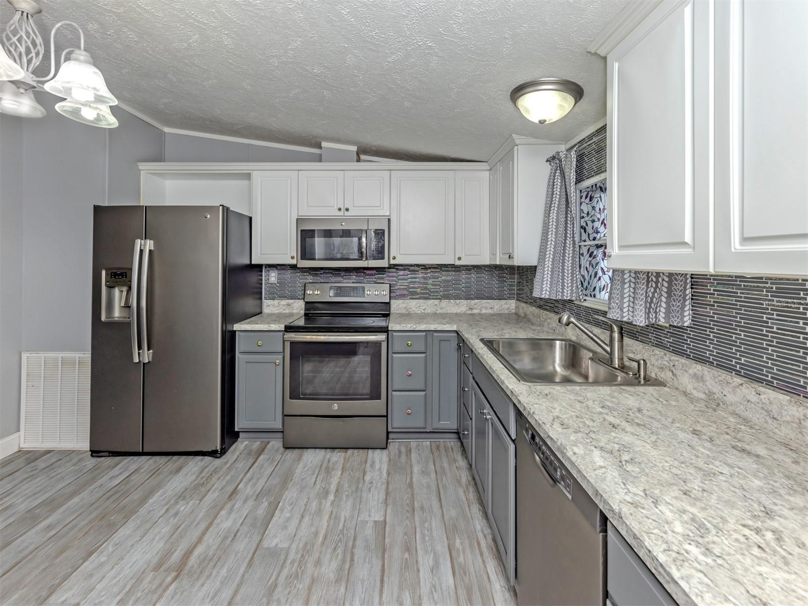 583 PORTSIDE DR, NORTH PORT, FL, 34287