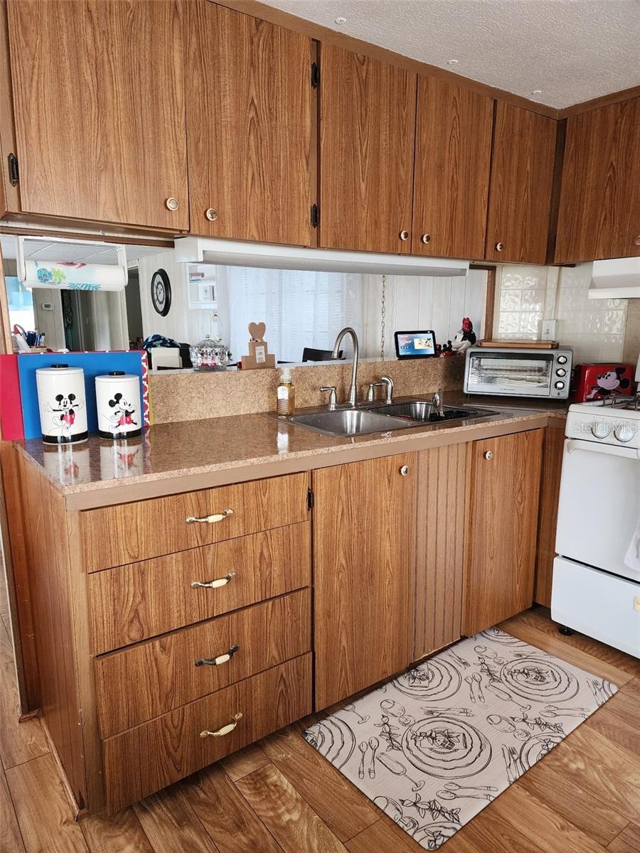 7901 40TH AVE N #60, ST PETERSBURG, FL, 33709