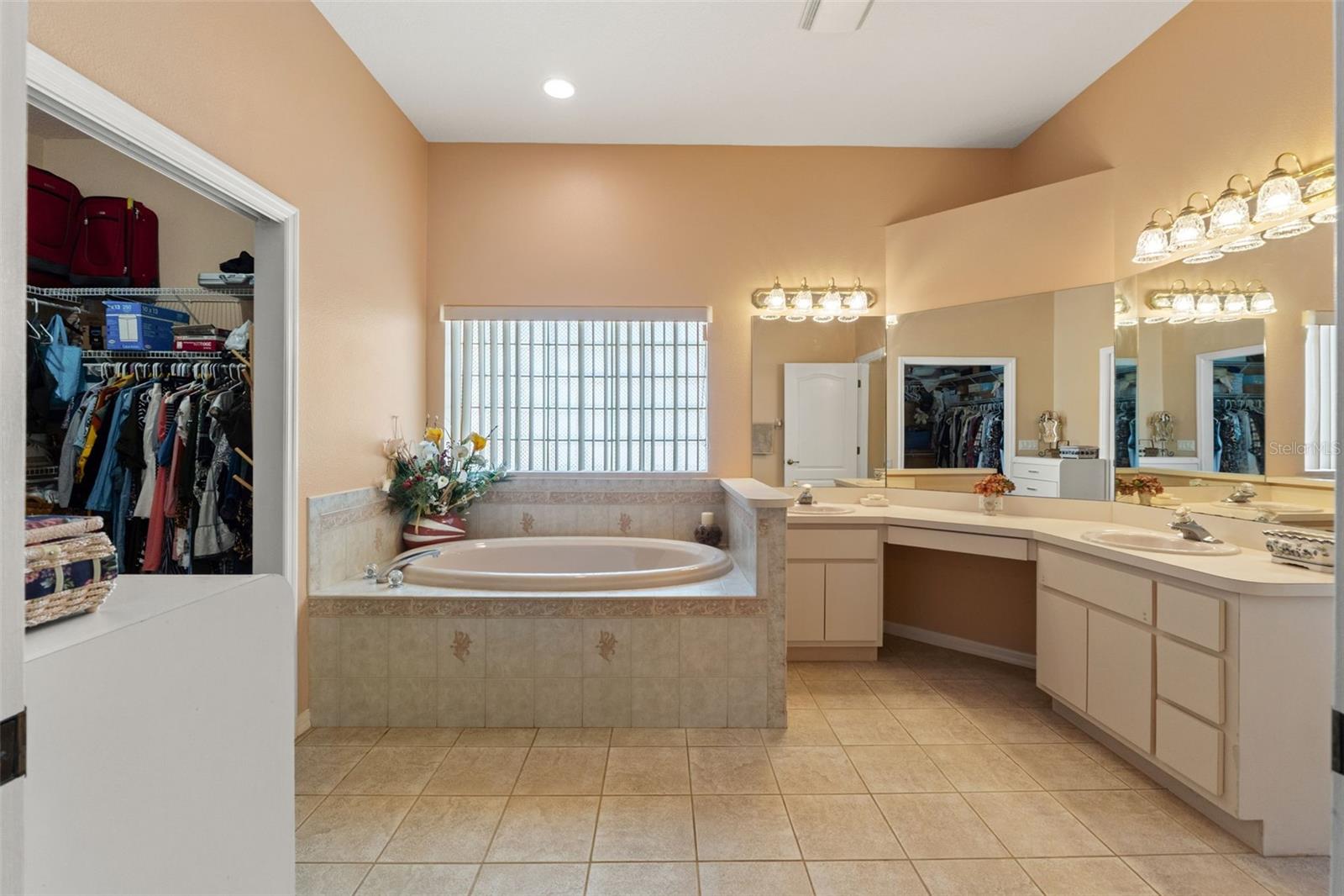 11275 FURLEY AVE, WEEKI WACHEE, FL, 34613