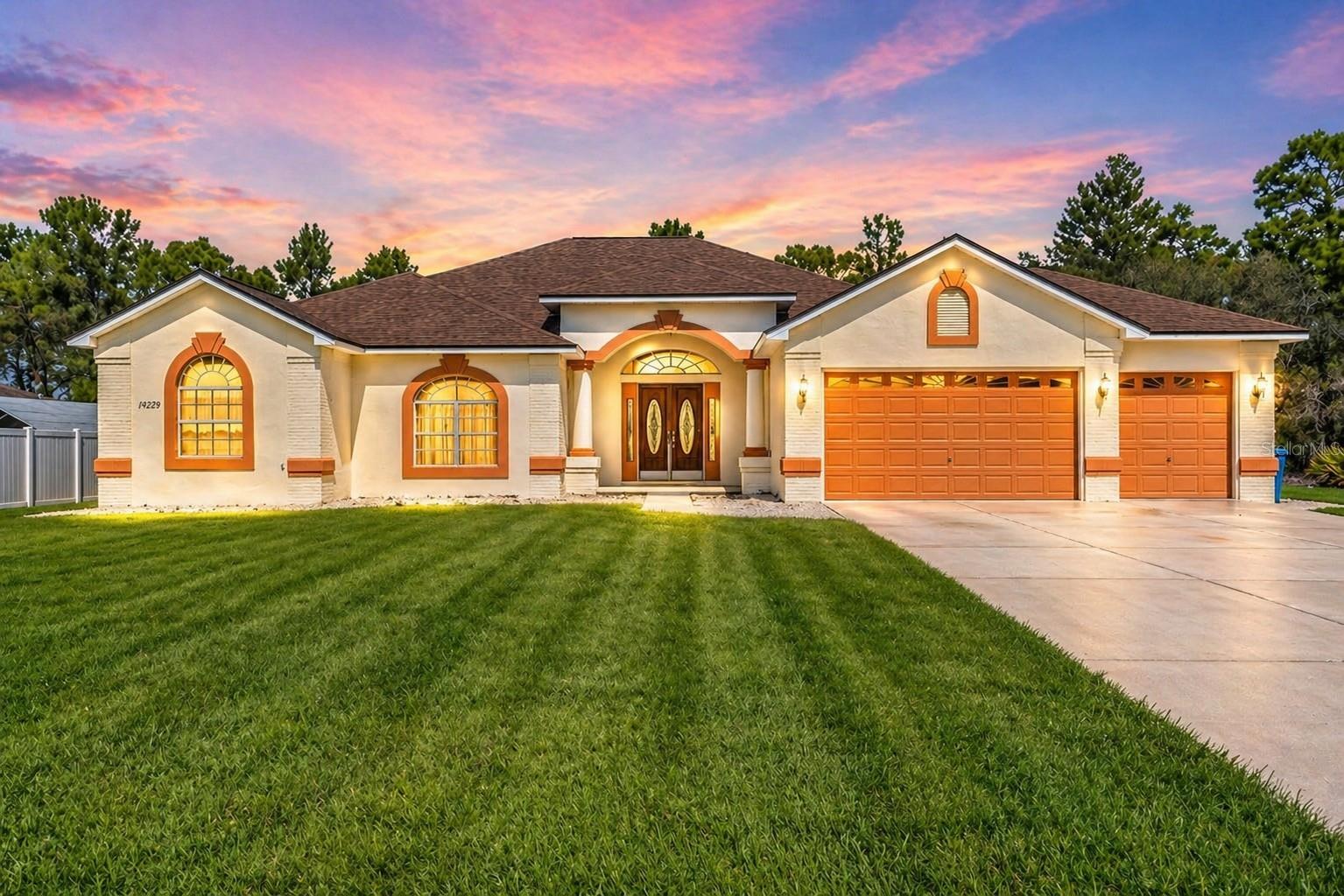 11275 FURLEY AVE, WEEKI WACHEE, FL, 34613