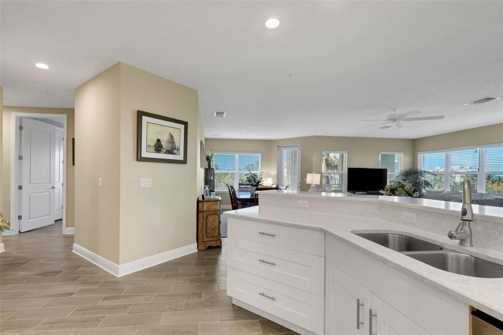 3450 77TH ST W #201, BRADENTON, FL, 34209