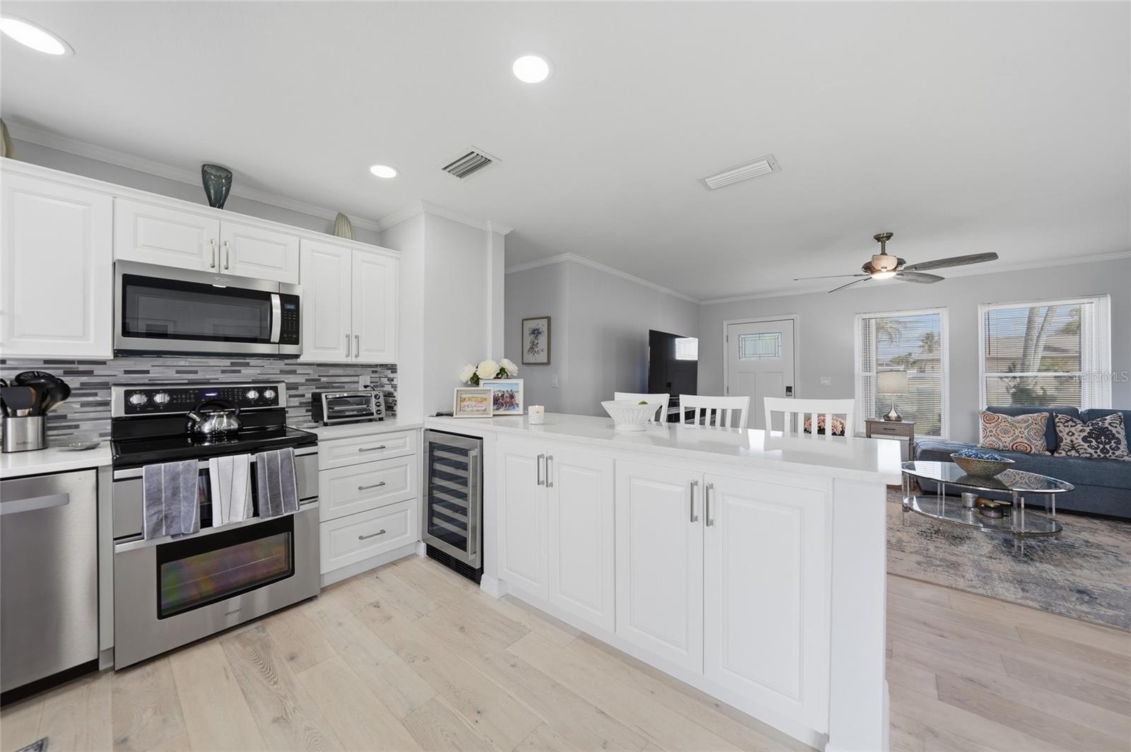 1120 SE 23RD TER, CAPE CORAL, FL, 33990