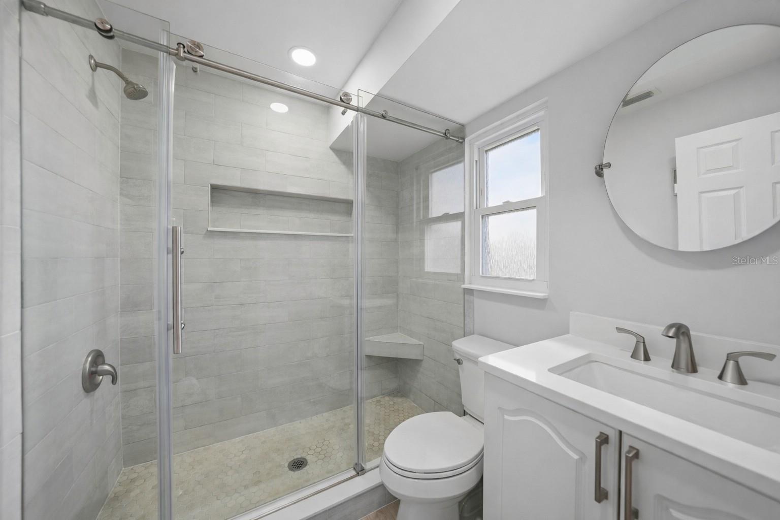 1120 SE 23RD TER, CAPE CORAL, FL, 33990