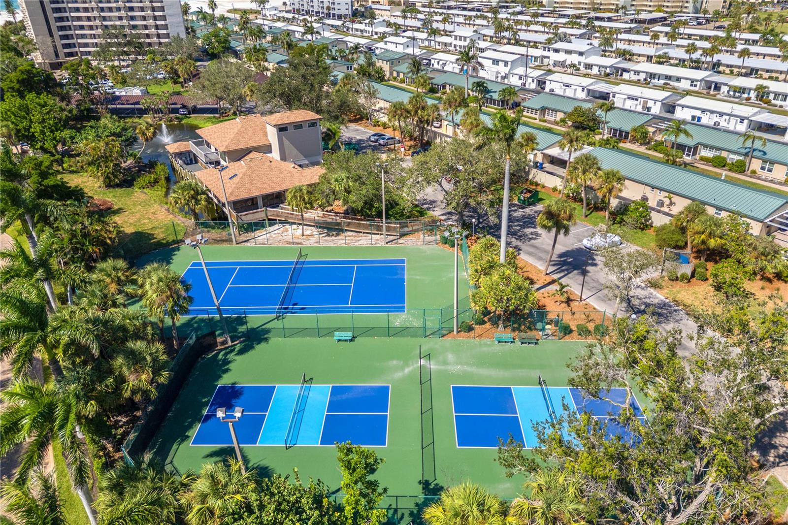 5880 MIDNIGHT PASS RD #704, SARASOTA, FL, 34242