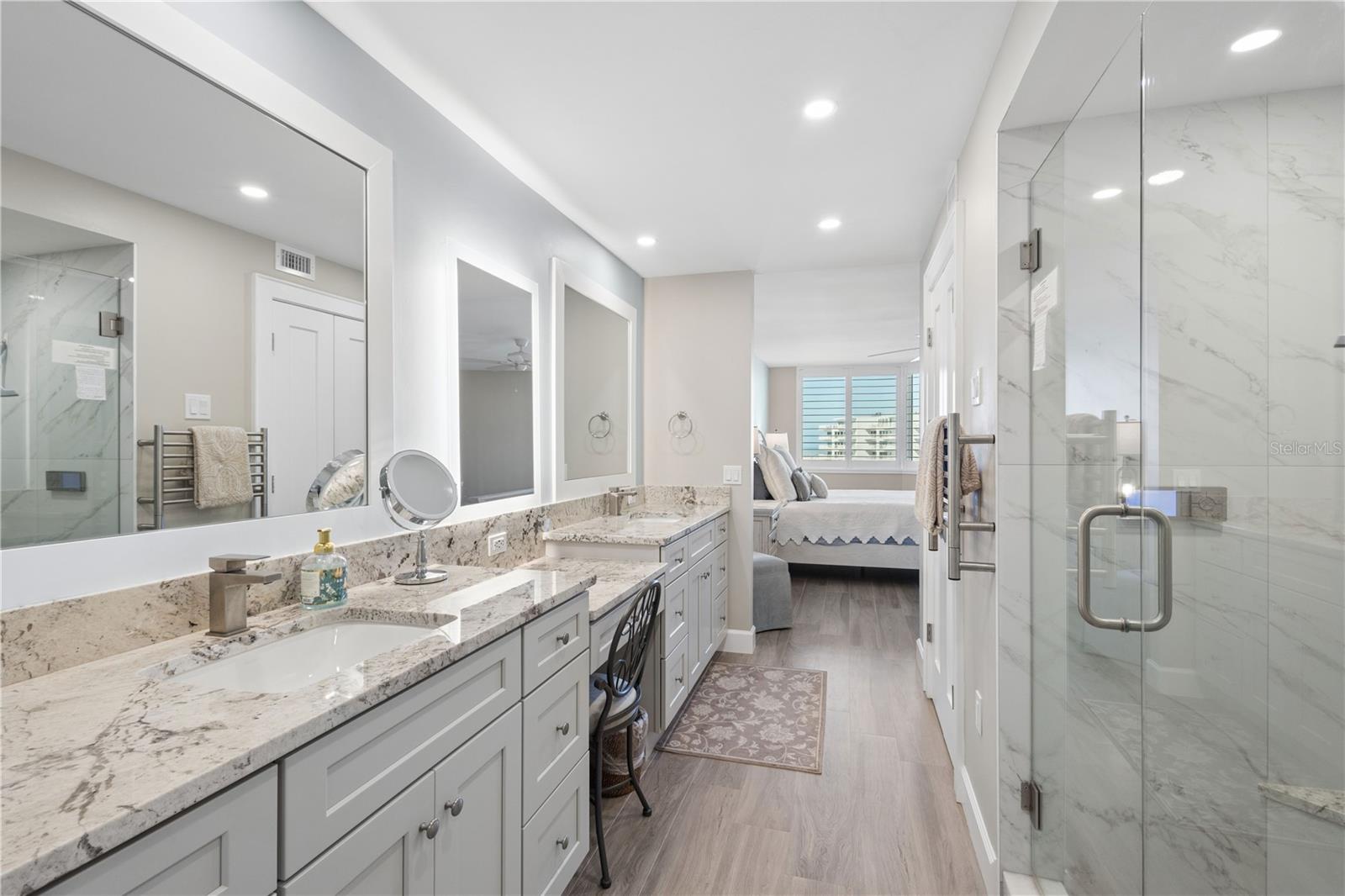 5880 MIDNIGHT PASS RD #704, SARASOTA, FL, 34242