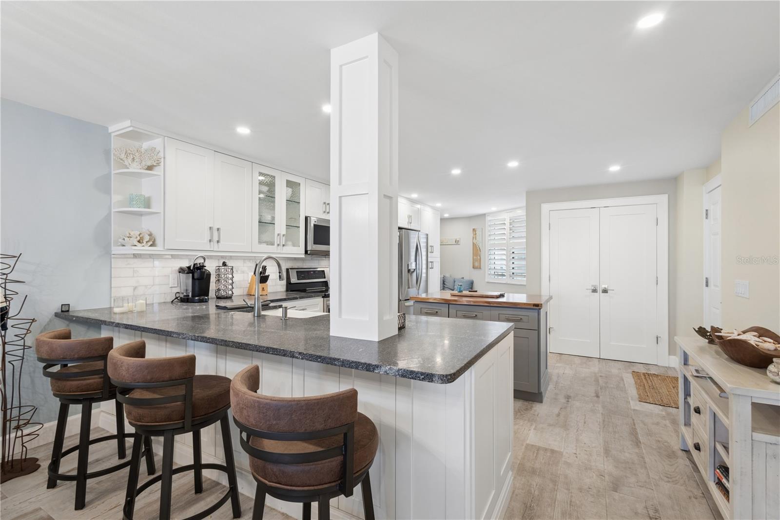 5880 MIDNIGHT PASS RD #704, SARASOTA, FL, 34242