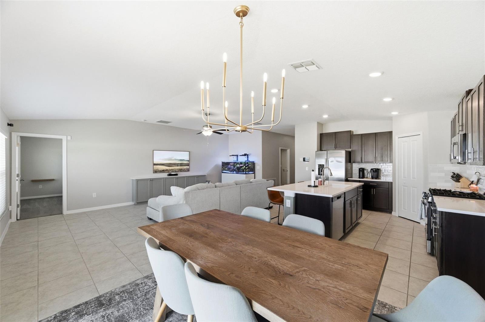 10387 SCARLET SKIMMER DR, RIVERVIEW, FL, 33578