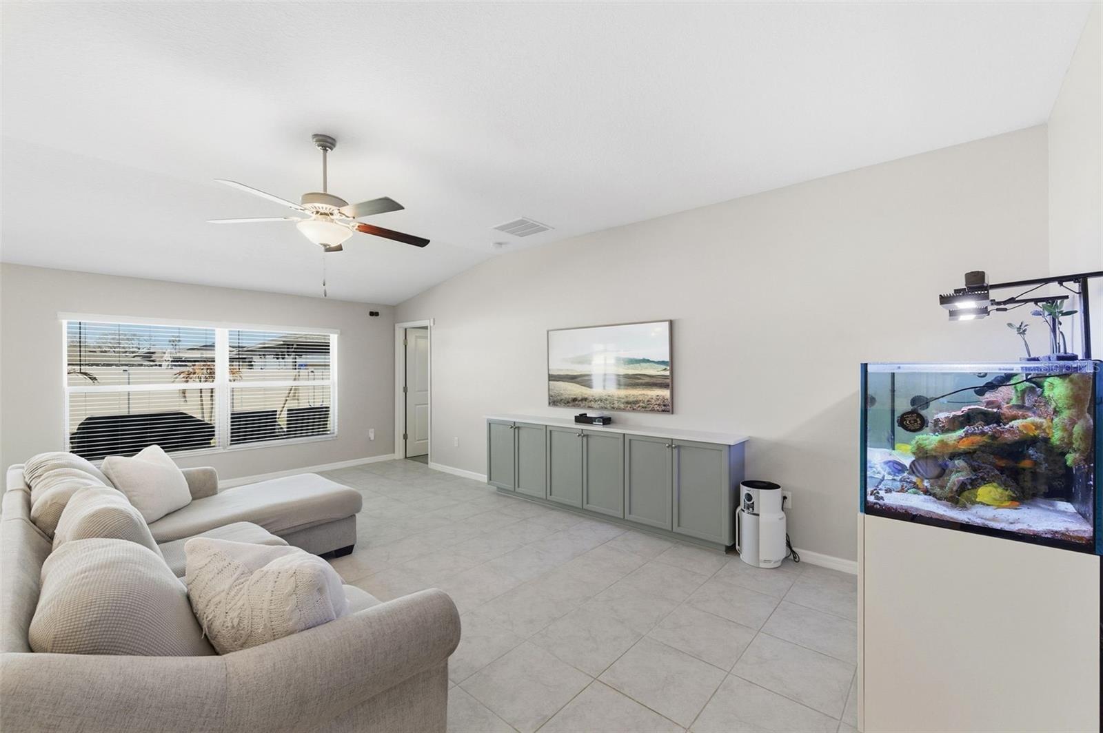 10387 SCARLET SKIMMER DR, RIVERVIEW, FL, 33578