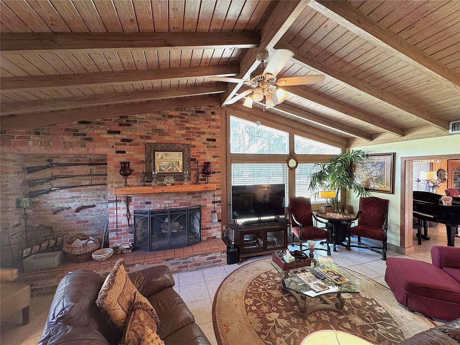 11816 SE COUNTY ROAD 234, MICANOPY, FL, 32667