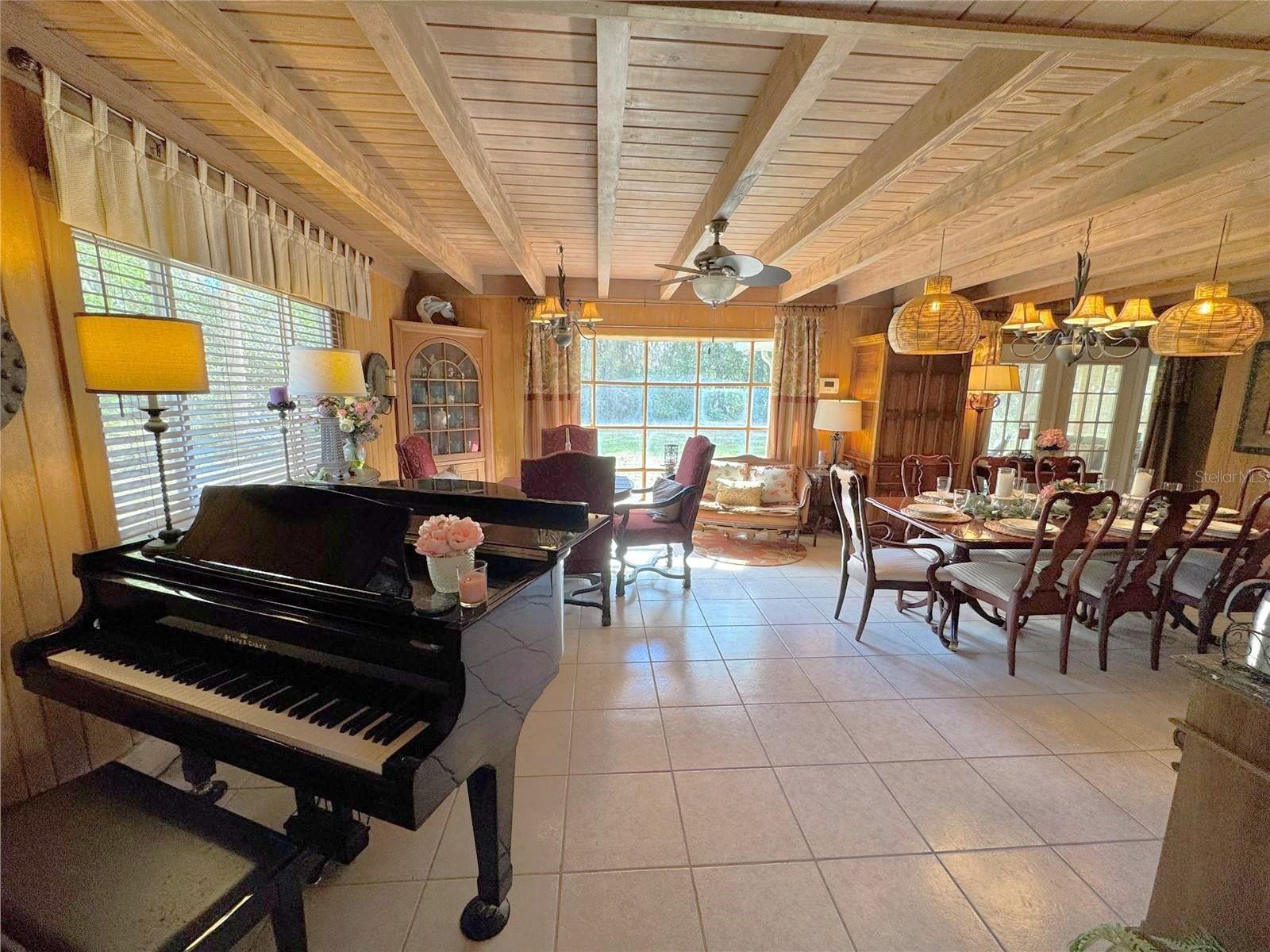 11816 SE COUNTY ROAD 234, MICANOPY, FL, 32667