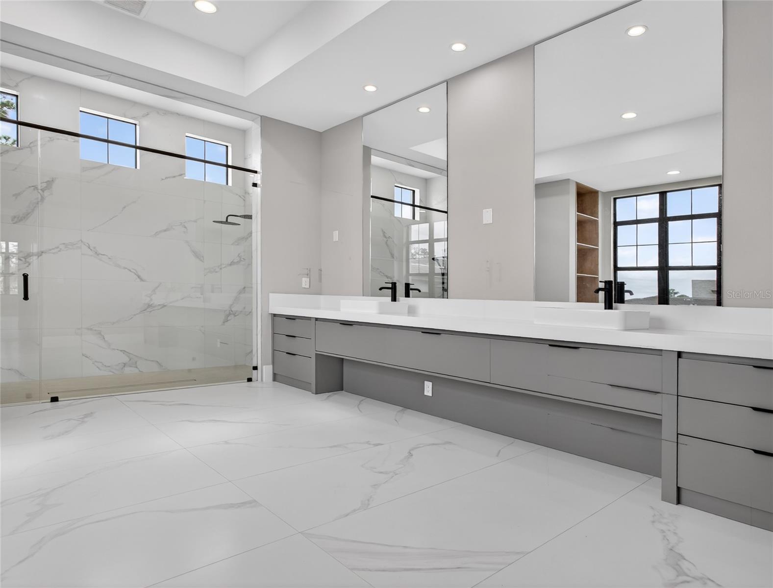 16130 PENDIO DR, BELLA COLLINA, FL, 34756